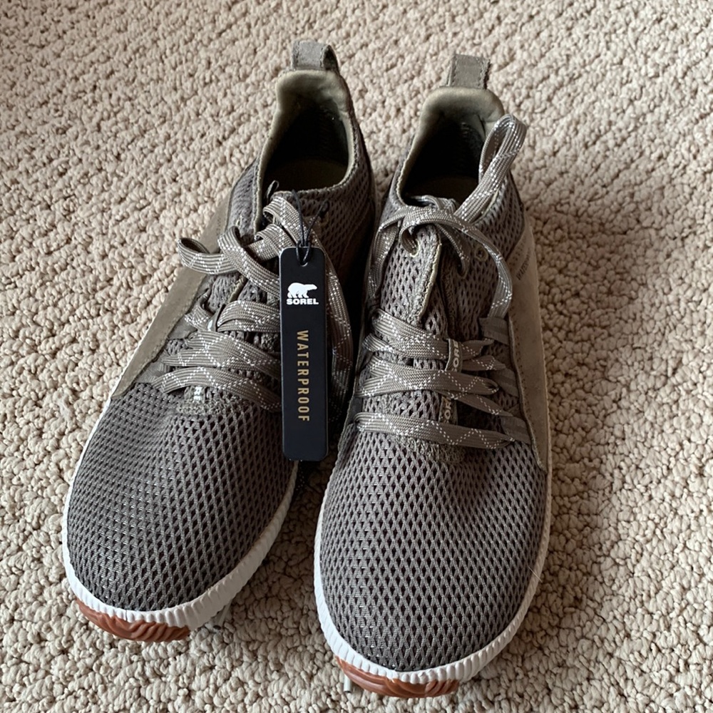 Sorel Out and About Sneaker/Sage/7.5 NEW